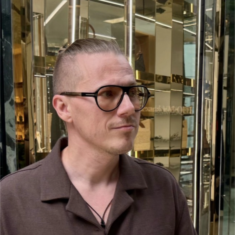 Oleg Tikhonov profile photo